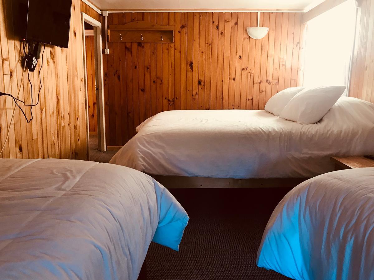 Hostal Bellavista Puerto Cisnes Kültér fotó